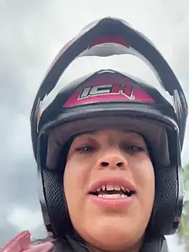 JuanitaMore01 online show from March 30, 2026, 8:21 pm