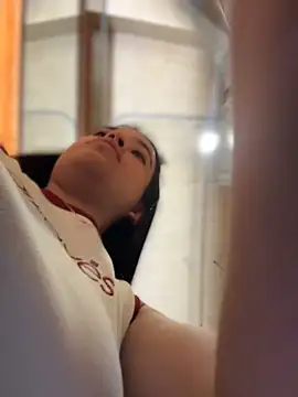 JuanitaMore01 online show from June 18, 2026, 8:24 pm