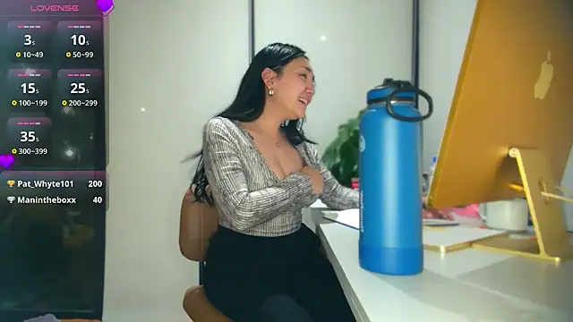 yuzhara online show from September 10, 2025, 3:17 am