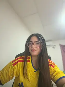 Valentina2390 online show from June 28, 2026, 2:28 am