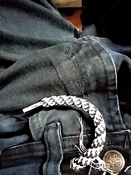 piter200520 online show from September 29, 2025, 5:40 pm