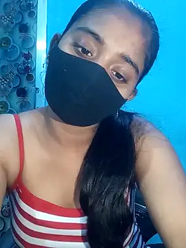 Snapshot of shrutee12 chatting on January 18, 2026, 5:17 pm shrutee12 online show from January 18, 2026, 5:17 pm