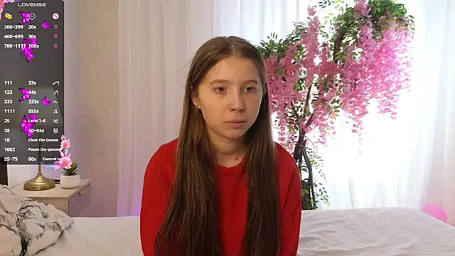 Snapshot of CatherineRichards chatting on October 3, 2025, 7:49 am CatherineRichards online show from October 3, 2025, 7:49 am