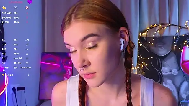 JenniferSullivan online show from February 18, 2026, 11:22 pm