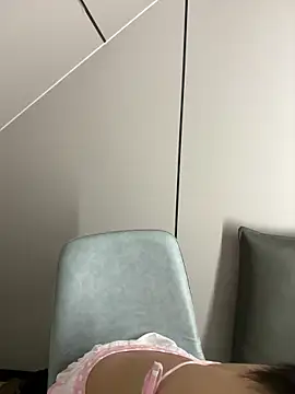 lelebaybay888 online show from October 17, 2025, 4:20 pm