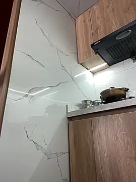 istthalexa online show from April 8, 2026, 4:51 pm