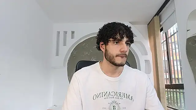 Rafael Mendezz online show from November 4, 2025, 8:41 pm