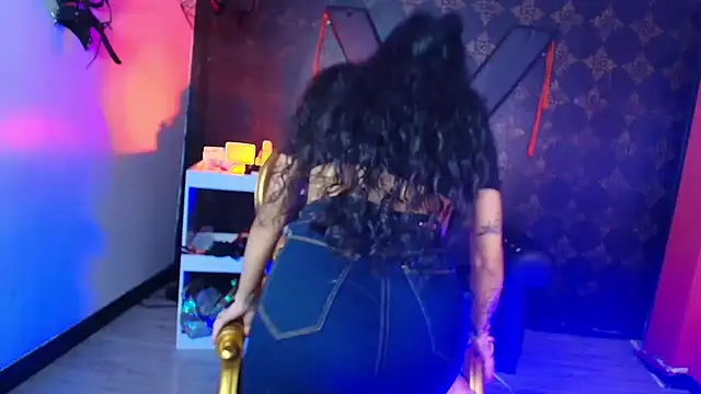 Sweettpleasure online show from January 13, 2026, 1:49 pm