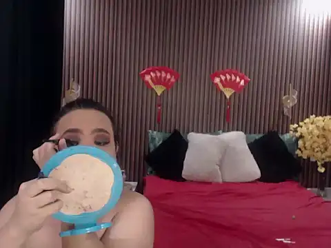 Hotcum ella online show from September 22, 2025, 12:01 am