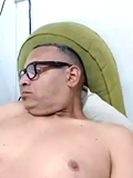 joseib12561 online show from March 8, 2026, 10:24 pm