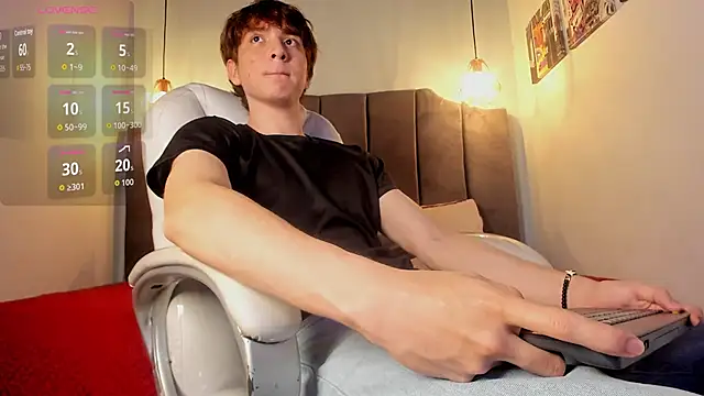 Oscar and dani online show from October 4, 2025, 3:37 am