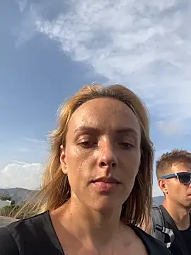 Sienna Solex online show from September 21, 2025, 3:57 pm