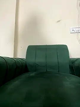 kissujaan online show from October 30, 2025, 10:27 am