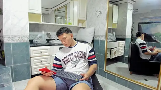 Thomas moon online show from September 24, 2025, 12:19 pm