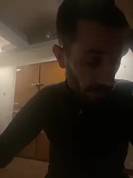 lolo7121 online show from April 4, 2026, 11:57 pm