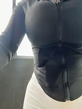 YouCandiSumisa online show from February 14, 2026, 6:04 pm