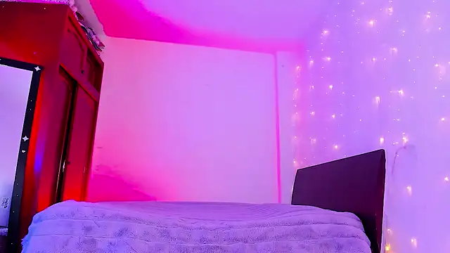 Snapshot of SebastianHilton chatting on July 9, 2026, 12:09 pm SebastianHilton online show from July 9, 2026, 12:09 pm