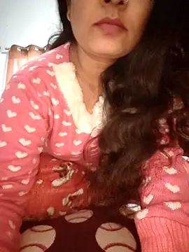 CUTE-PX online show from December 18, 2025, 4:51 am