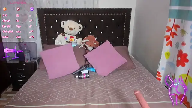 MiaMoxxy online show from January 10, 2026, 9:44 am