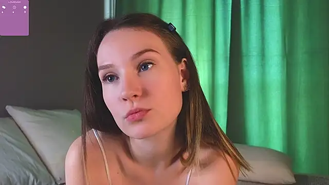 Snapshot of QueenieHathaway chatting on September 20, 2025, 2:56 am QueenieHathaway online show from September 20, 2025, 2:56 am