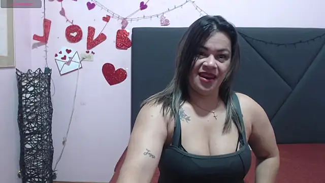 Snapshot of pamela_echeverria chatting on April 1, 2026, 11:44 am pamela echeverria online show from April 1, 2026, 11:44 am