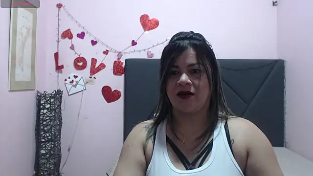 Snapshot of pamela_echeverria chatting on April 15, 2026, 11:17 am pamela echeverria online show from April 15, 2026, 11:17 am