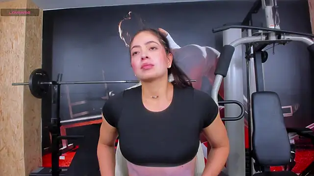 AlaskaAmato online show from November 1, 2025, 7:27 pm