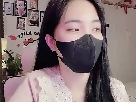 keelinnn19 online show from October 25, 2025, 8:25 pm