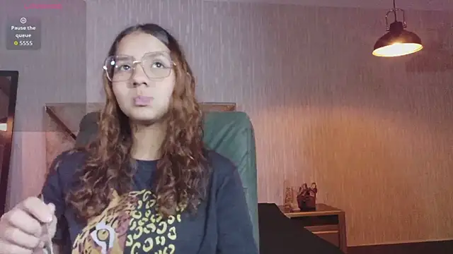 angeles azul online show from October 4, 2025, 12:14 pm