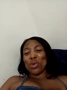 SEXYMOANSXX online show from February 8, 2026, 9:18 pm