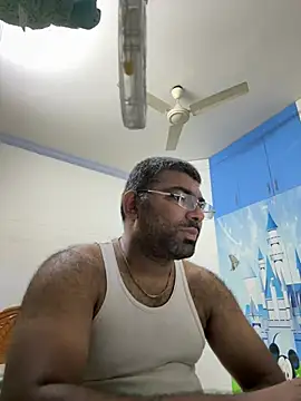 Snapshot of TELUGU-HYDDICK4u chatting on February 20, 2026, 7:47 pm TELUGU-HYDDICK4u online show from February 20, 2026, 7:47 pm