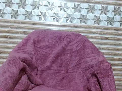 dimpyi online show from January 12, 2026, 6:02 pm