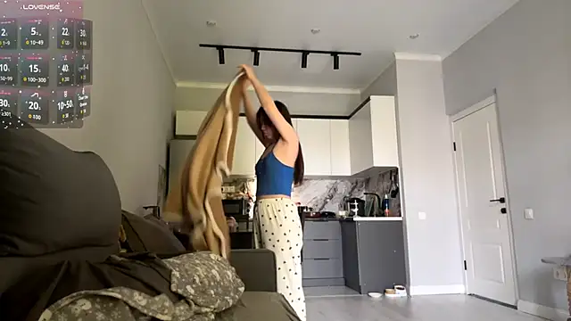 Wow Akemi online show from September 10, 2025, 9:53 am