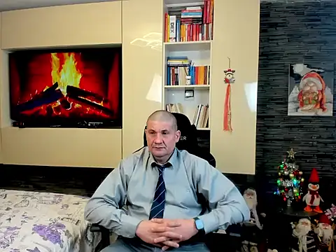 SpartacusDaddy48 online show from February 17, 2026, 4:20 am