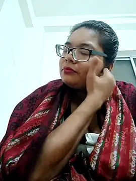 Elie couple143 online show from December 22, 2025, 6:27 pm