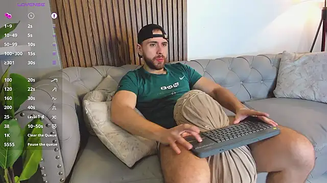 Maximo Wolff online show from March 21, 2026, 8:23 pm