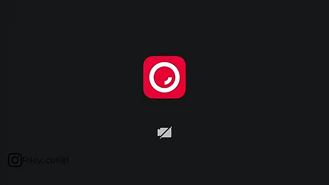 Snapshot of Cutie_Riley chatting on February 26, 2026, 11:48 pm Cutie Riley online show from February 26, 2026, 11:48 pm