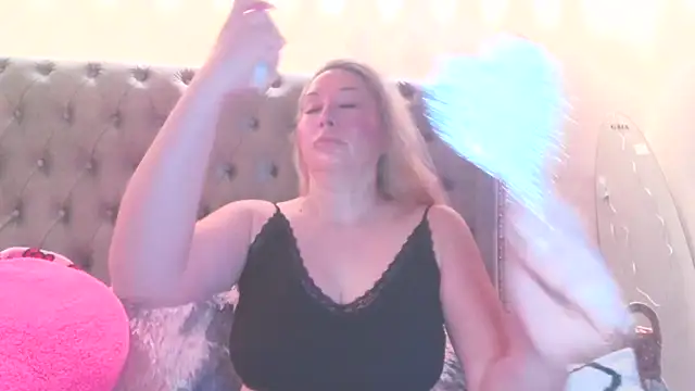 BigBoobsBlair online show from May 30, 2026, 7:33 pm