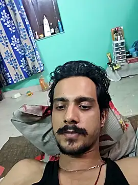 Snapshot of Sushant001 chatting on April 21, 2026, 3:02 am Sushant001 online show from April 21, 2026, 3:02 am