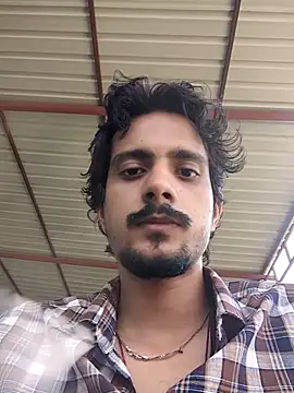 Snapshot of Sushant001 chatting on May 2, 2026, 7:35 am Sushant001 online show from May 2, 2026, 7:35 am