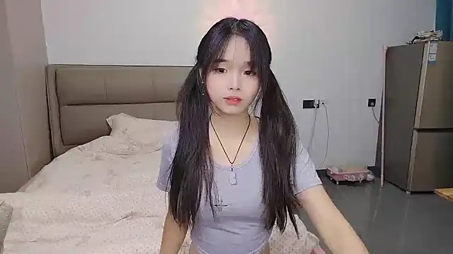 kexin a online show from September 13, 2025, 2:44 am