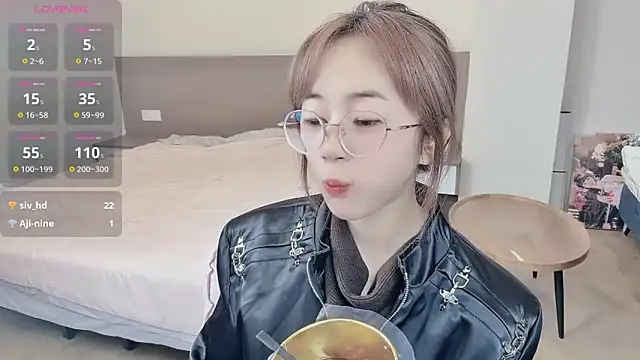 Snapshot of nini_a chatting on November 20, 2025, 10:26 am nini a online show from November 20, 2025, 10:26 am