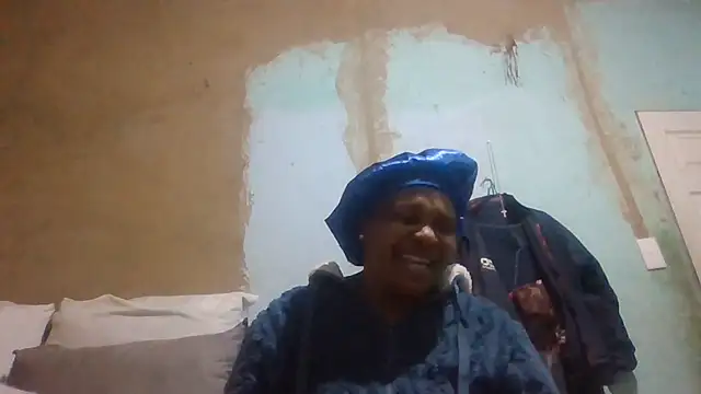 Snapshot of Nicky52 chatting on June 21, 2026, 6:43 pm Nicky52 online show from June 21, 2026, 6:43 pm