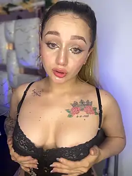 Sara Sophia420 online show from April 17, 2026, 6:27 am