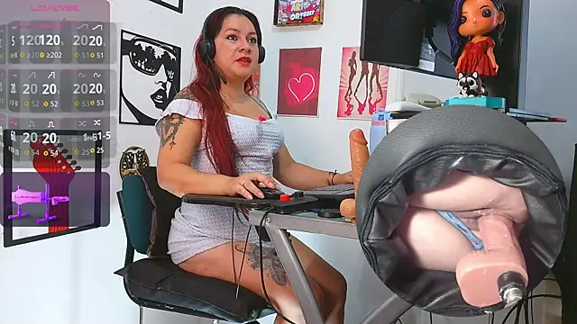leidydi223 online show from June 15, 2026, 2:19 pm