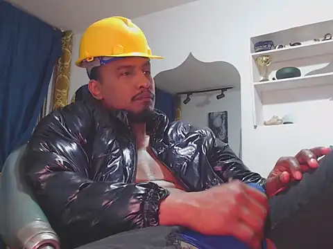 ElCaballeroNegro24 online show from November 26, 2025, 1:39 am