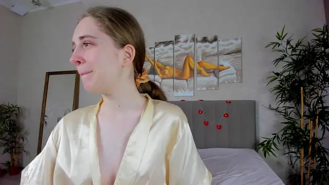 Camilla Kelly online show from February 20, 2026, 1:13 am