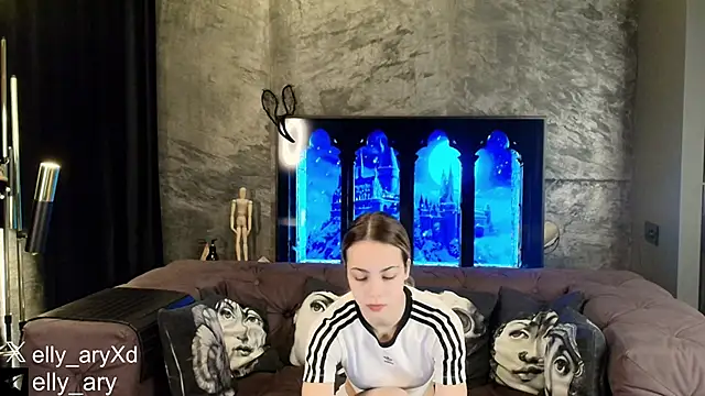 Snapshot of daddyonlyloveme chatting on February 1, 2026, 9:35 pm daddyonlyloveme online show from February 1, 2026, 9:35 pm