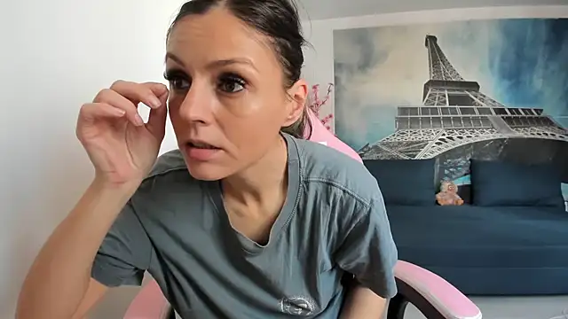 RheaEtthan online show from March 3, 2026, 9:04 am