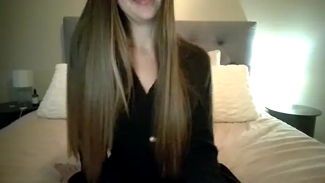 TaylorWest62 online show from October 26, 2025, 3:18 pm